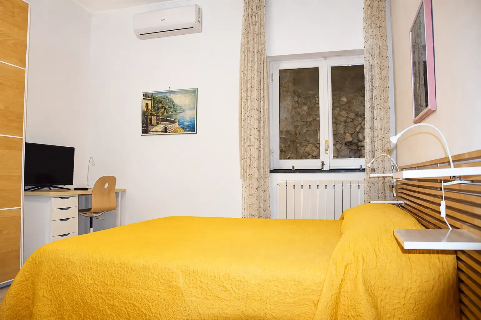 Yellow Room – Oasi Celeste